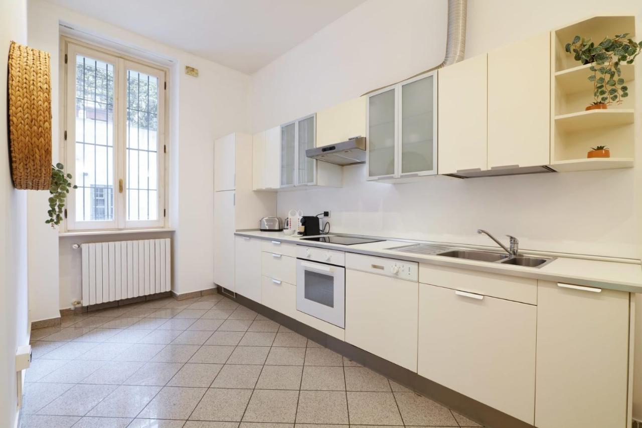 Sweett - Osti Apartment Милано Екстериор снимка